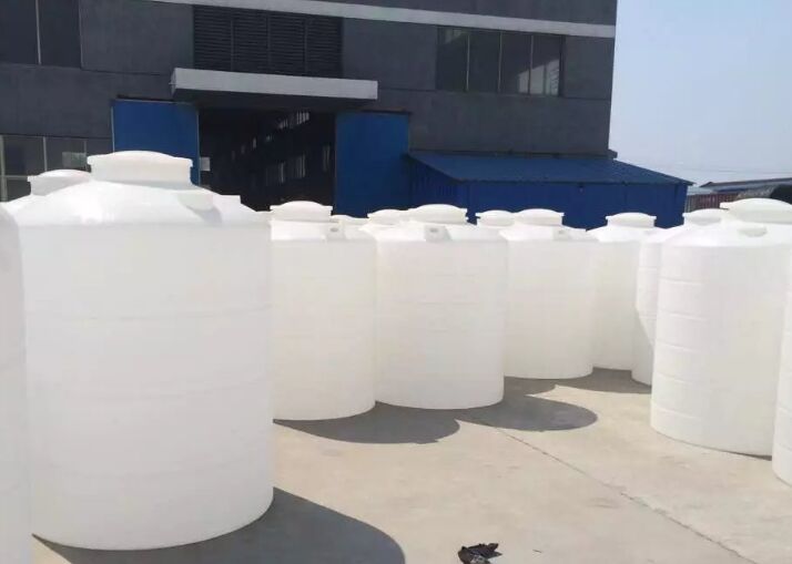 ���σ���